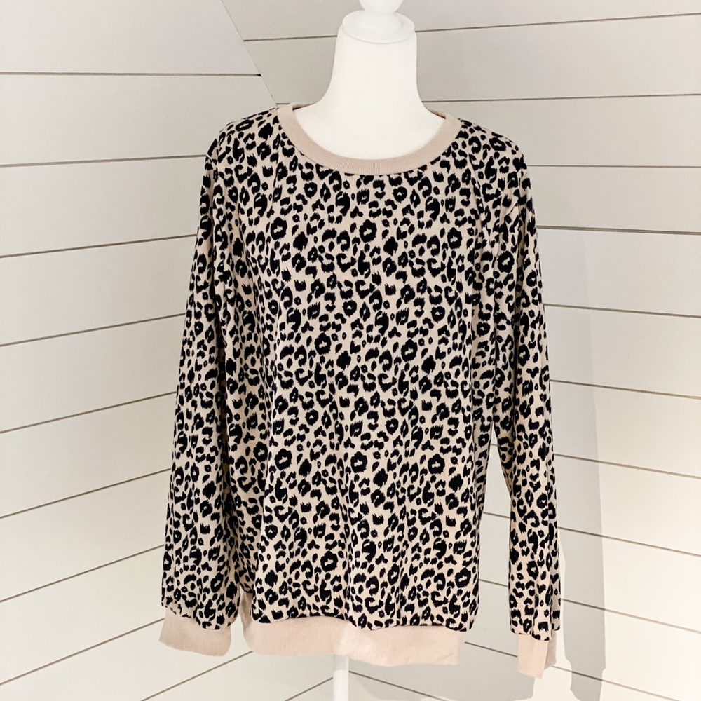 EUC Cheetah Print Crewneck Pullover